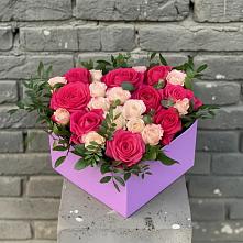 Цветочная композиция из Розы в коробке в Волховце 