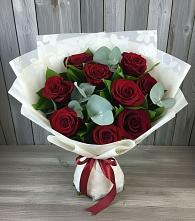 Букет цветов из:  Розы в Волховце 