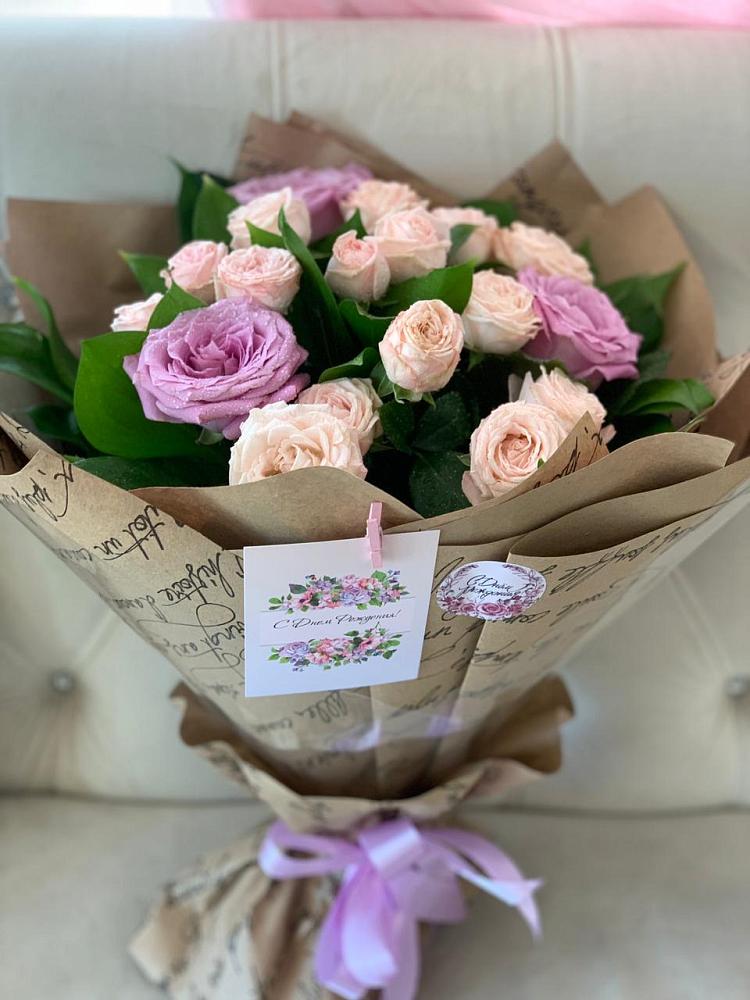 Букет цветов из: Розы в Волховце 