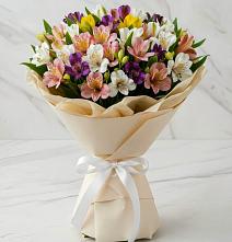 Букет цветов из:  Альстромерии в Волховце 