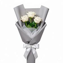 Букет 3 белые розы в Волховце 