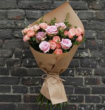 Букет цветов из:  Розы в Волховце 