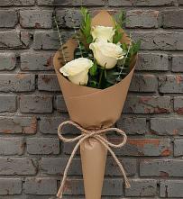 Букет цветов из:  Розы в Волховце 