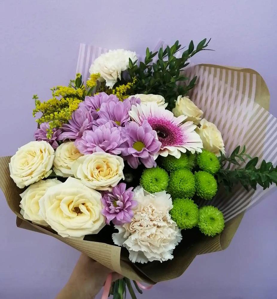 Букет цветов из: Хризантемы, Розы, Гвоздики и Герберы в Волховце 