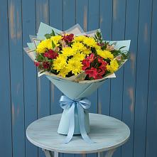 Букет цветов из:  Альстромерии и Хризантемы в Волховце 