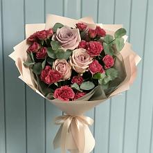 Букет цветов из:  Гвоздики и Розы #REPLACE_PRED# Волховце 