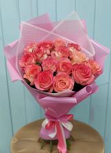 Букет 15 Розовых роз Равель в Волховце 