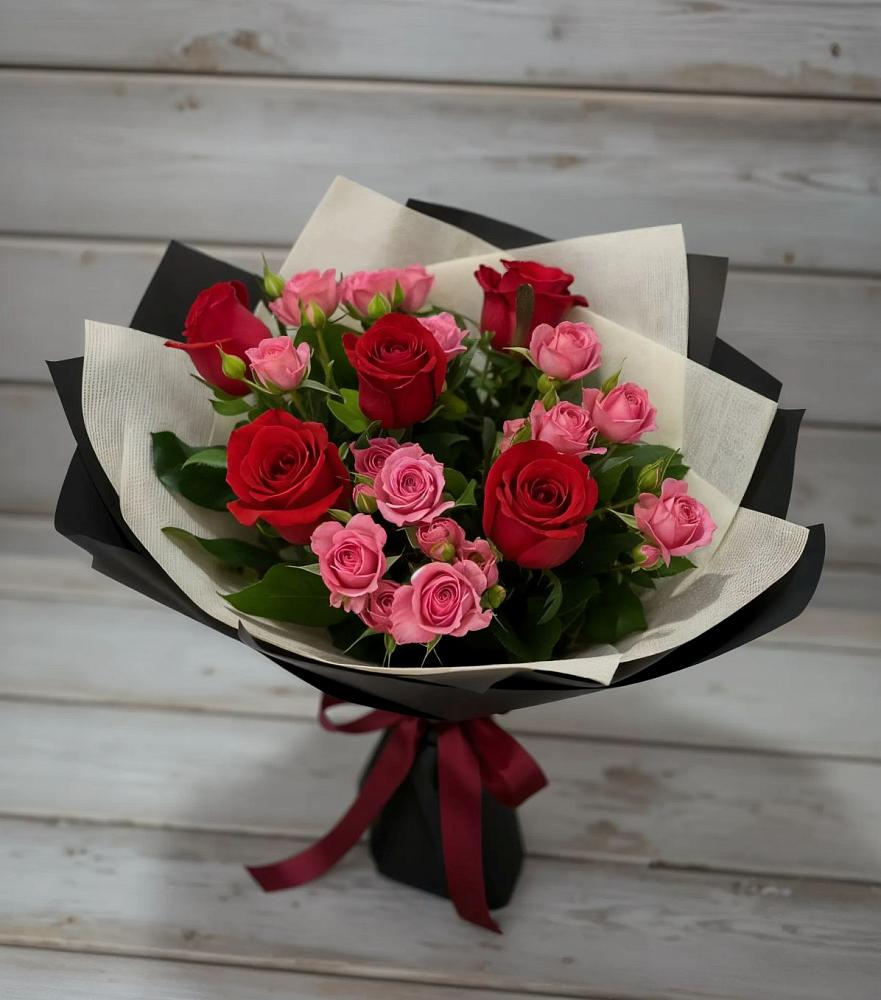 Букет цветов из: Розы в Волховце 