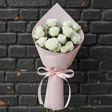 Букет цветов из:  Розы в Волховце 