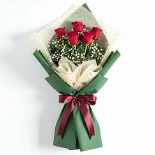 Букет цветов из:  Розы в Волховце 