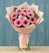 Букет цветов из:  Герберы в Волховце 