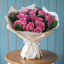 Букет цветов из:  Розы в Волховце 